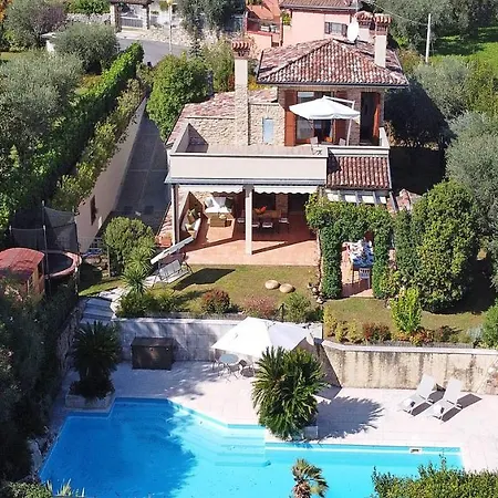 Riai Villa